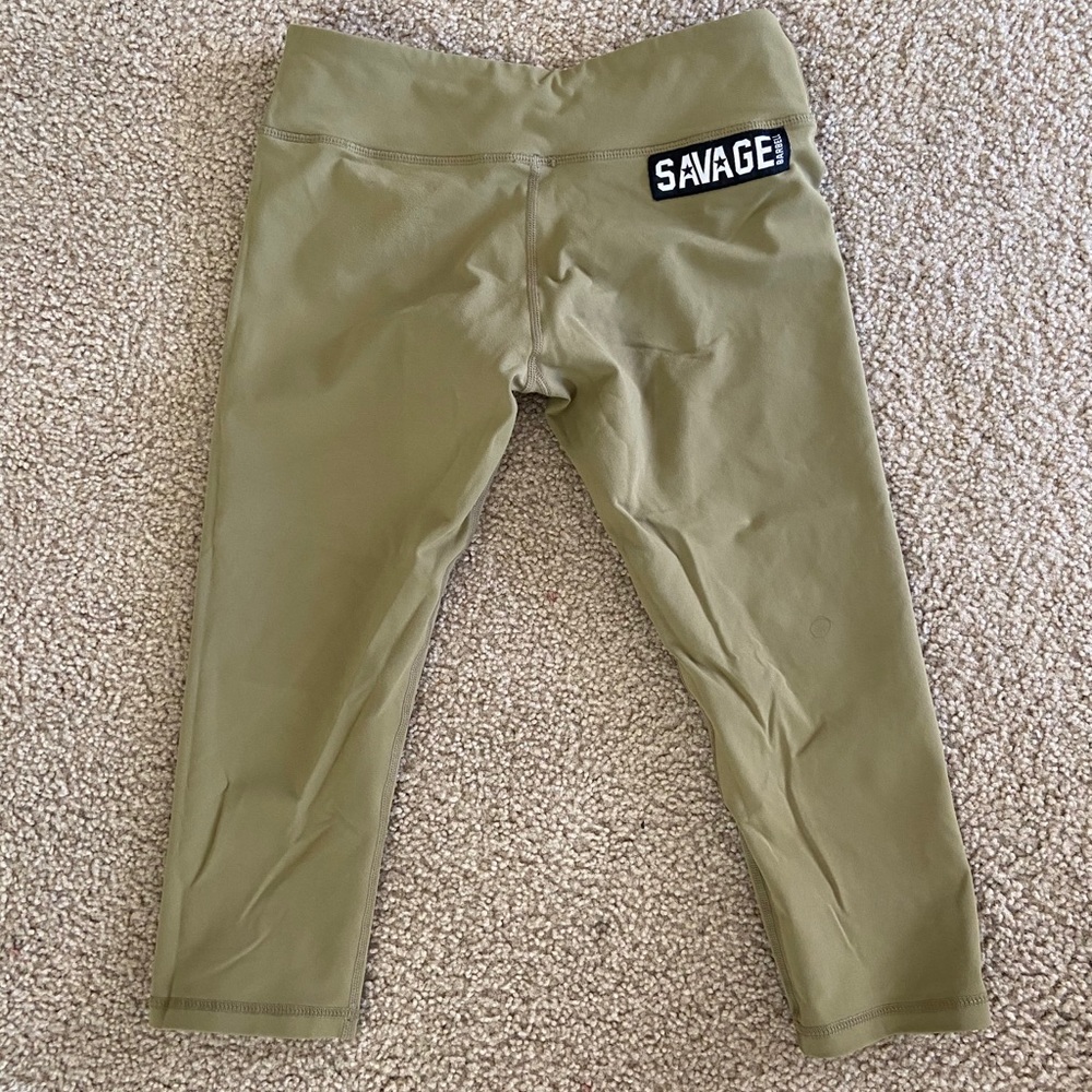 Savage Barbell Capris